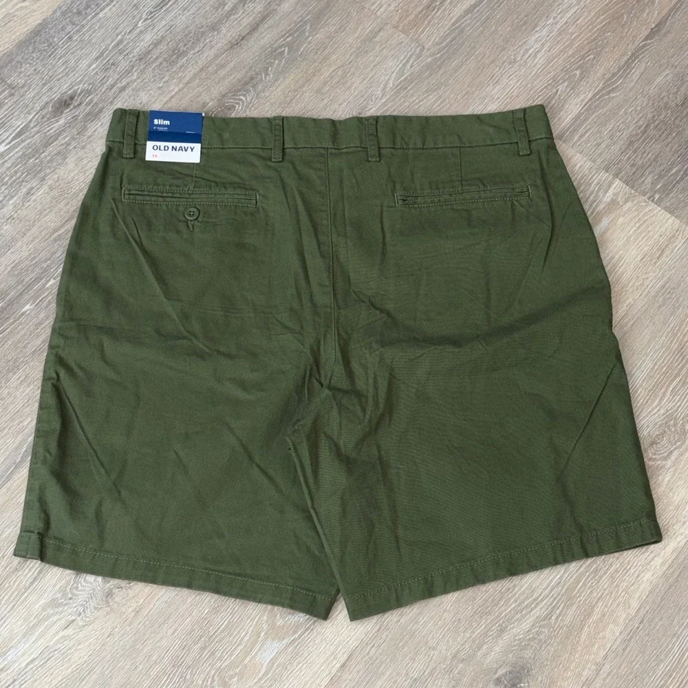 Old Navy Ultimate Slim Built-In Flex Chino Shorts Mens 36 Olive Green 8